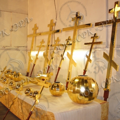 Изготовление крестов, наверший, шпилей компанией «Эра»